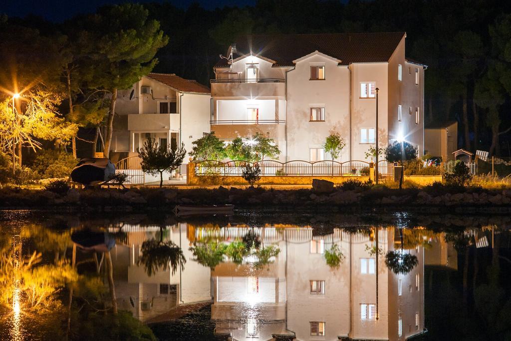 Apartments Maras Sibenik Exterior photo